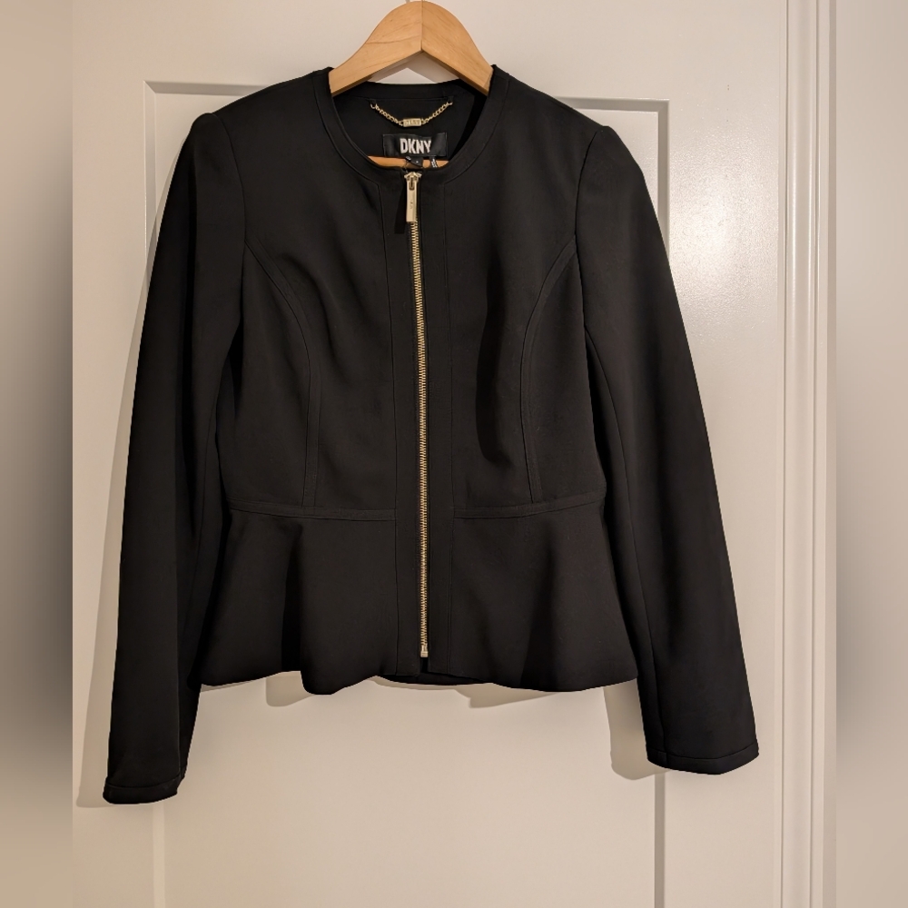 DKNY Women's Black Blazer with Gold Zipper Size 4 (Slight Mark) NEW